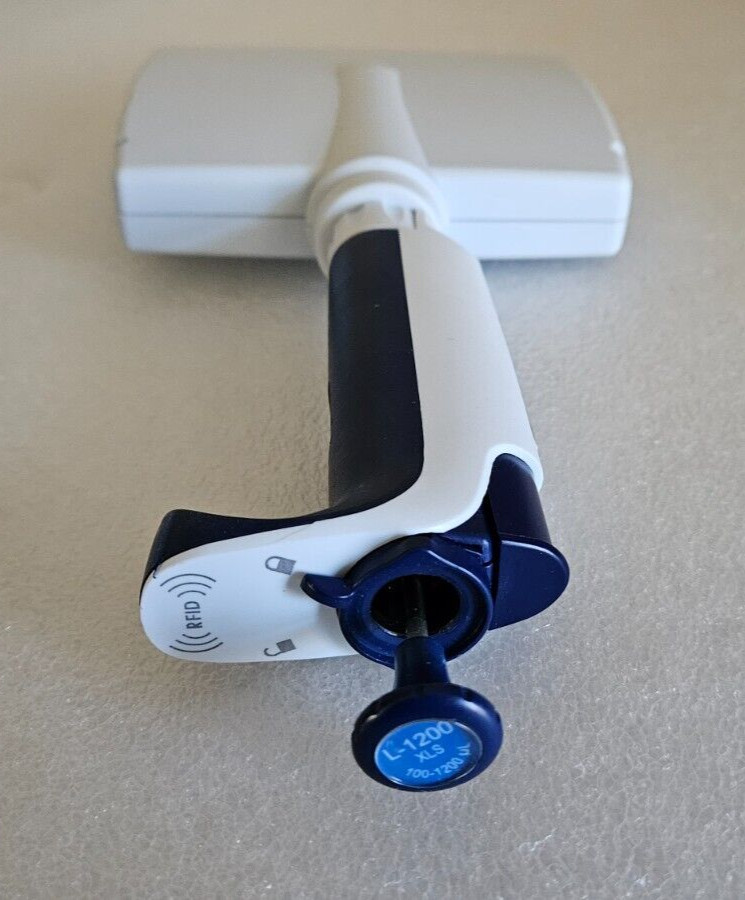 Rainin Pipet-lite XLS L-1200 uL LTS 12-Ch Multichannel Calibrated New Seal