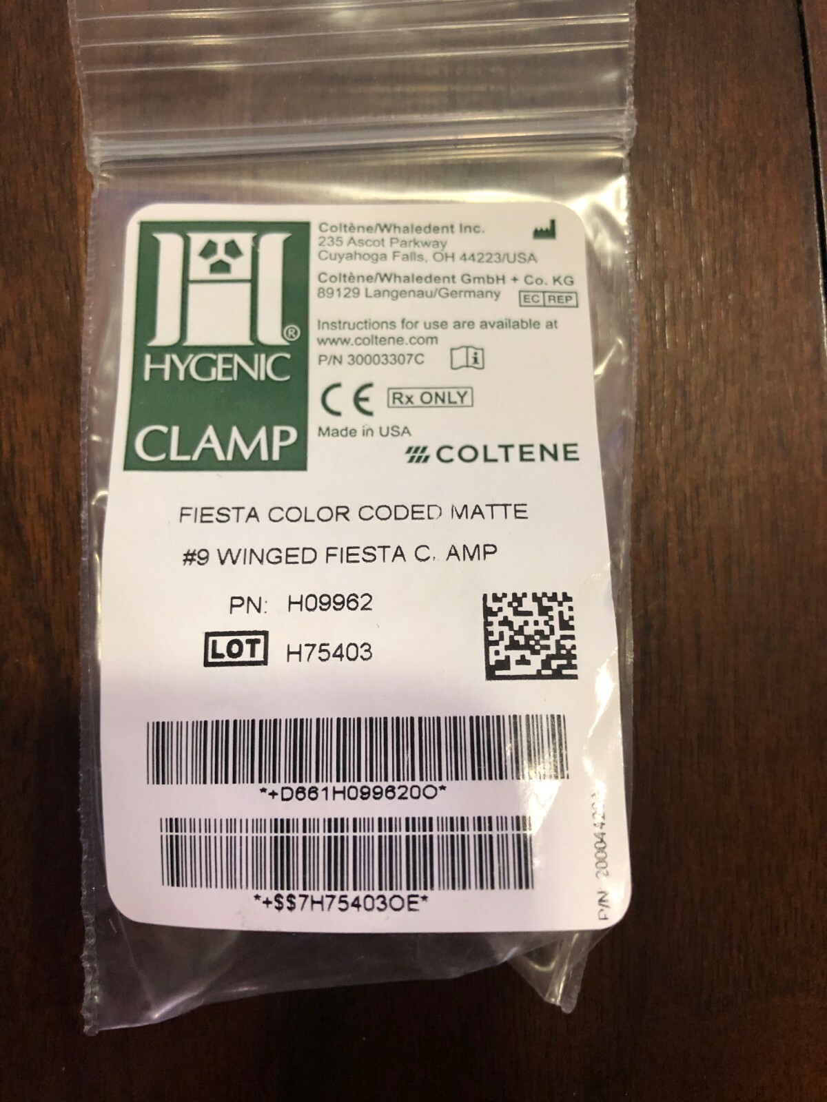 Winged Rubber Dam Clamp #9 Red by Coltene Whaledent H09962 Hygenic Fiesta