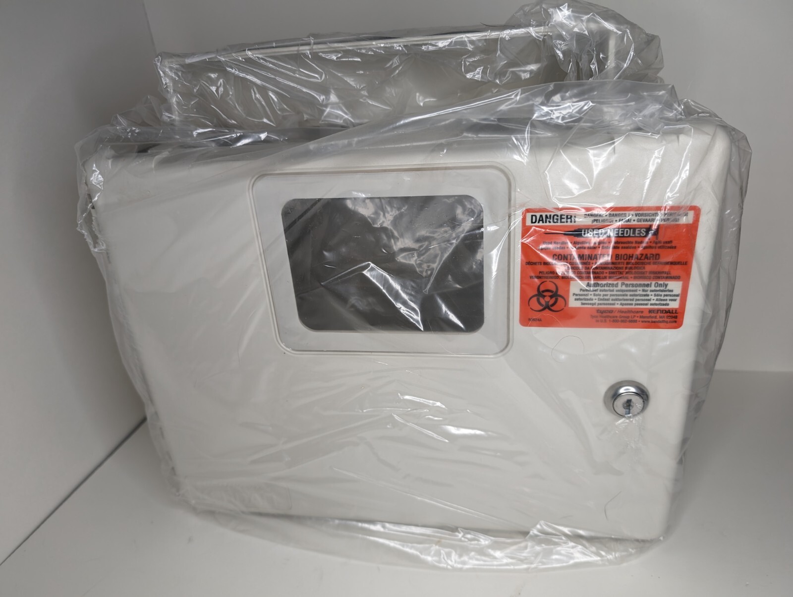 Tyco Healthcare Kendall In-Room Sharps Disposal System Locking Container 85301H