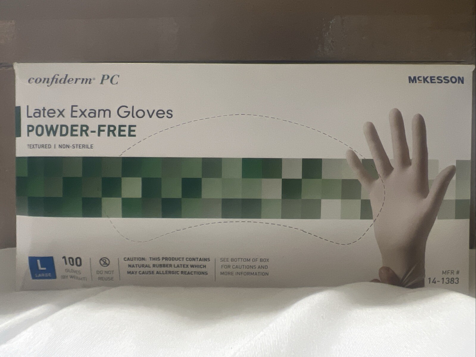 Exam Gloves Powder-Free, Large McKesson 14-1383 Confiderm Latex box of 100