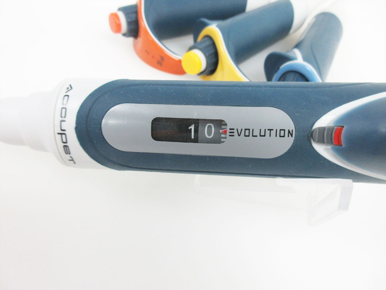 FOUR ACCUPET EVOLUTION SINGLE CHANNEL PIPETTE ~ EV 1-10 2-20 20-200 100-1000 uL