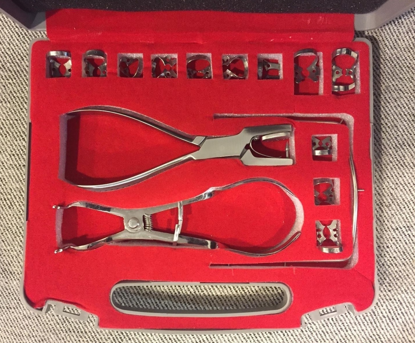 RDKIT Rubber Dam Kit + Travel Bag Complete – Hu Friedy Type (3 Per order)