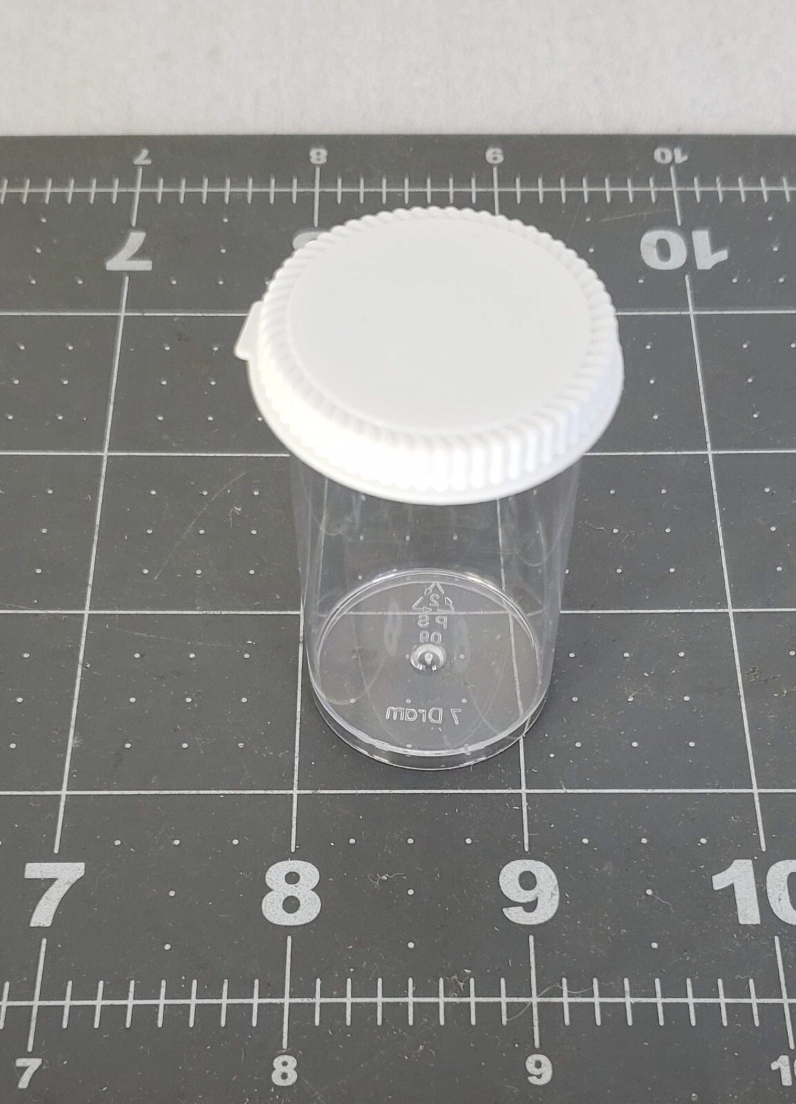 Plastic Snap Cap Vials 7 Dram Polystyrene 1″D x 2″T inches x 139 Units