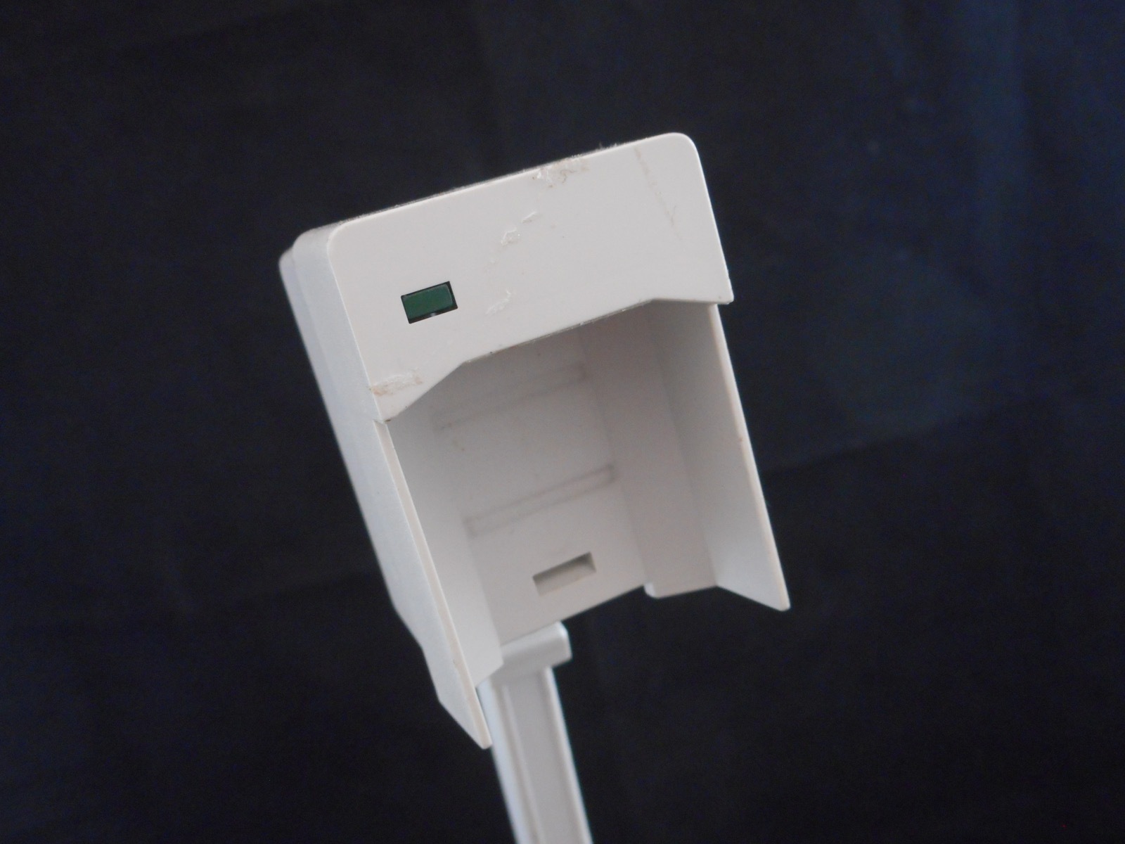 BIOHIT Power Supply 9V 200mA Replacement Pipette Charging Stand w/o Cable
