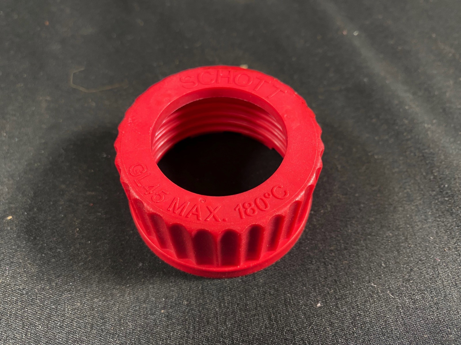 SCHOTT DURAN PBT Red Open Top High Temperature GL45 Screw Cap 292271007 (1/Pack)