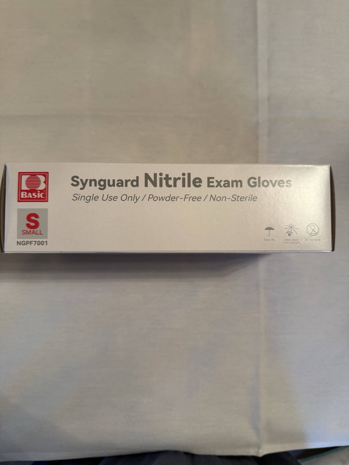 Basic Synguard Nitrile Exam Gloves Small Powder-Free NGPF7001.
