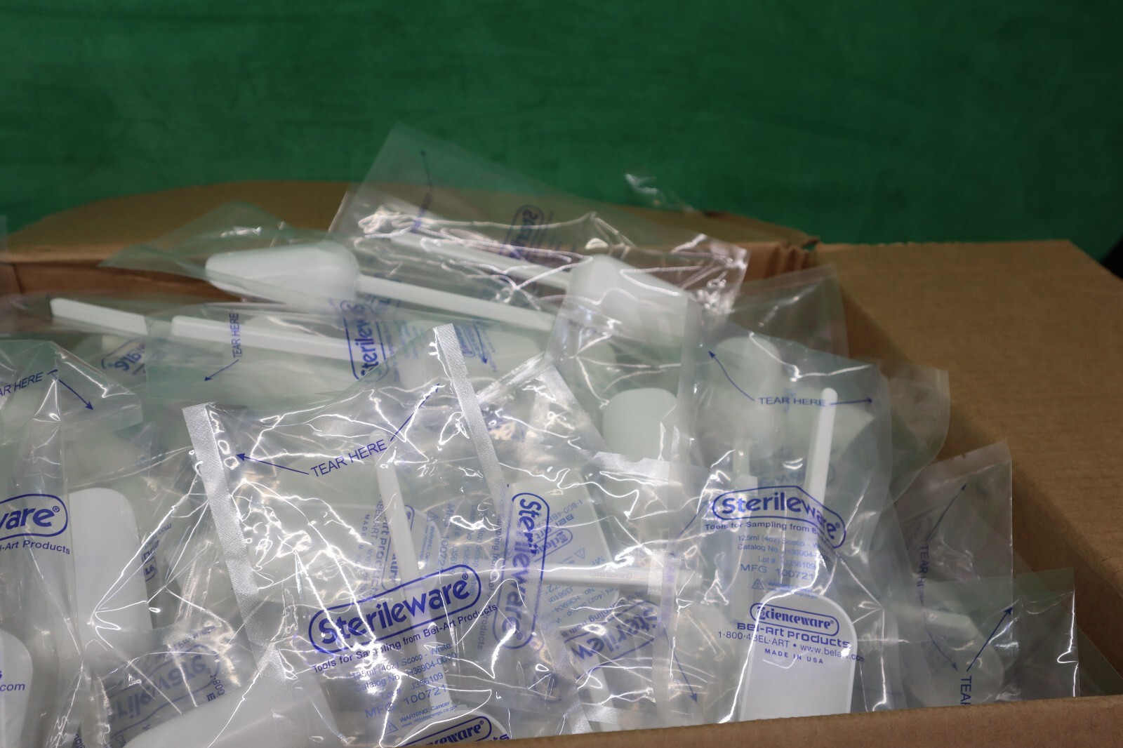 SP Bel-Art Sterileware Sterile Sampling Scoop; 125ml (4oz), White, Plastic, 100p