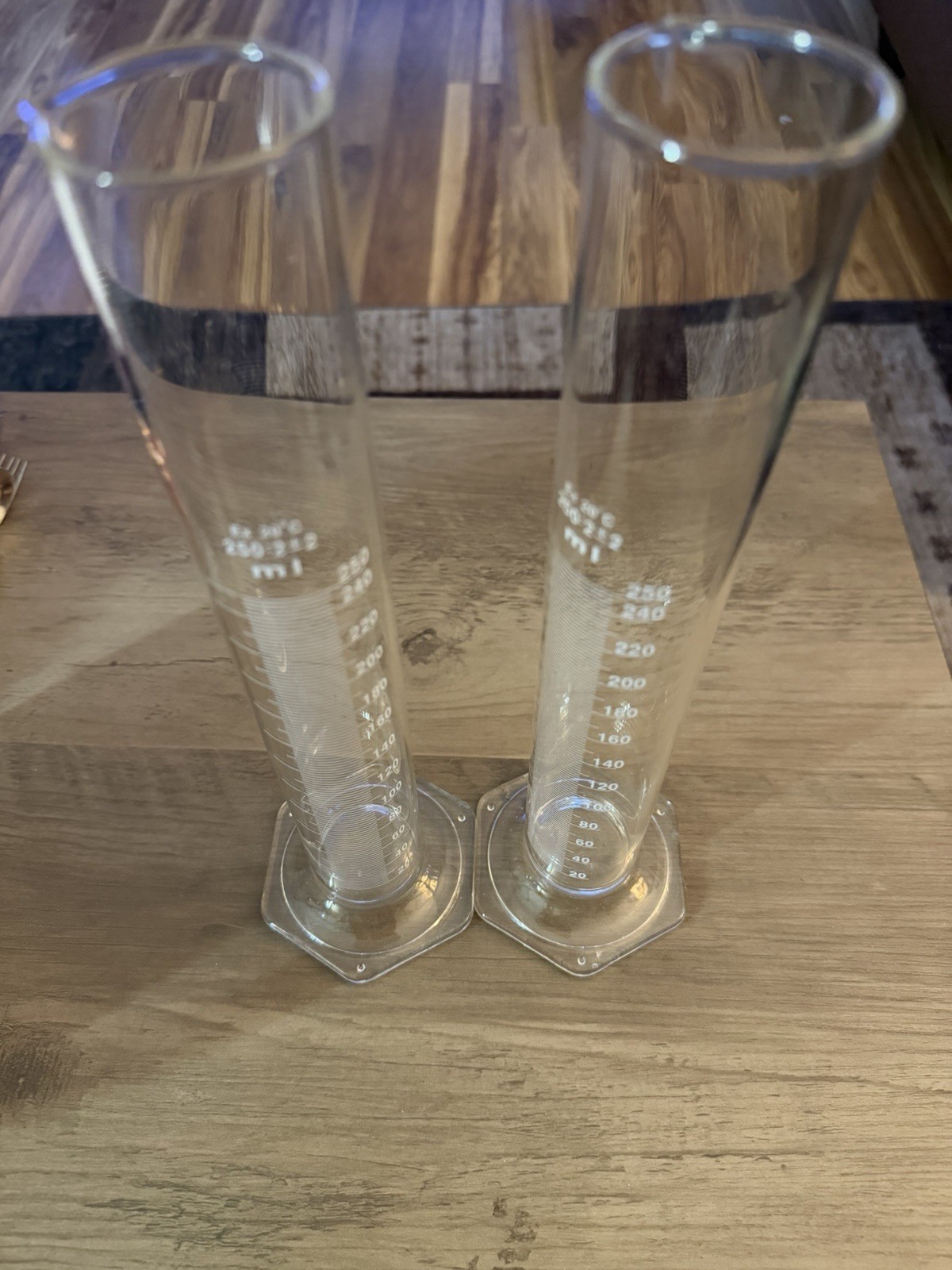 Unbranded 250ml Graduated Cylinders. Set Of 2. New No Box!