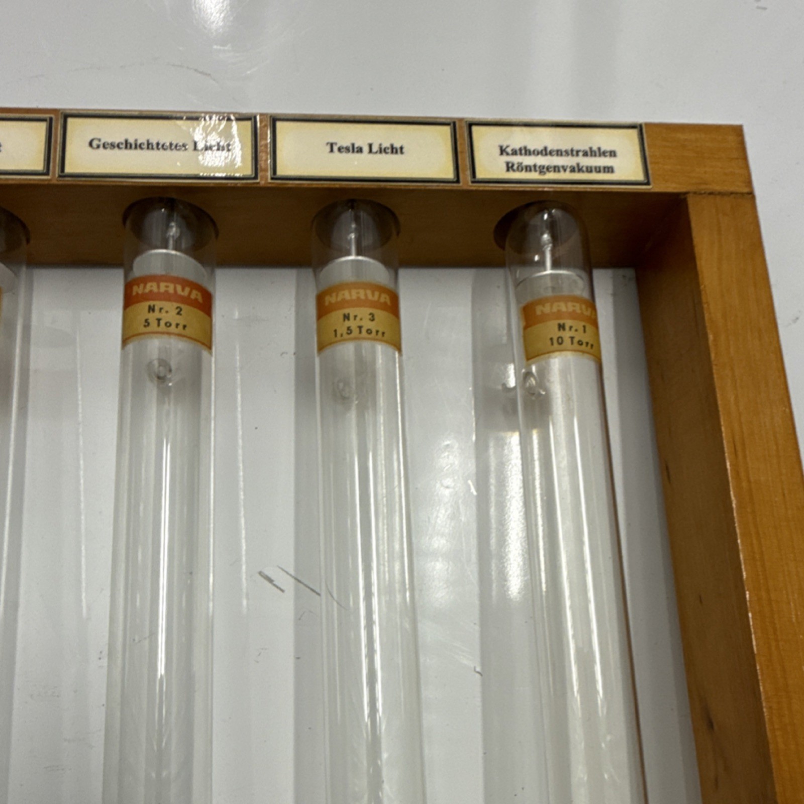 Narva Vacuum Scale Glass Test Tubes Set with Cork for Biological & Medical Lab