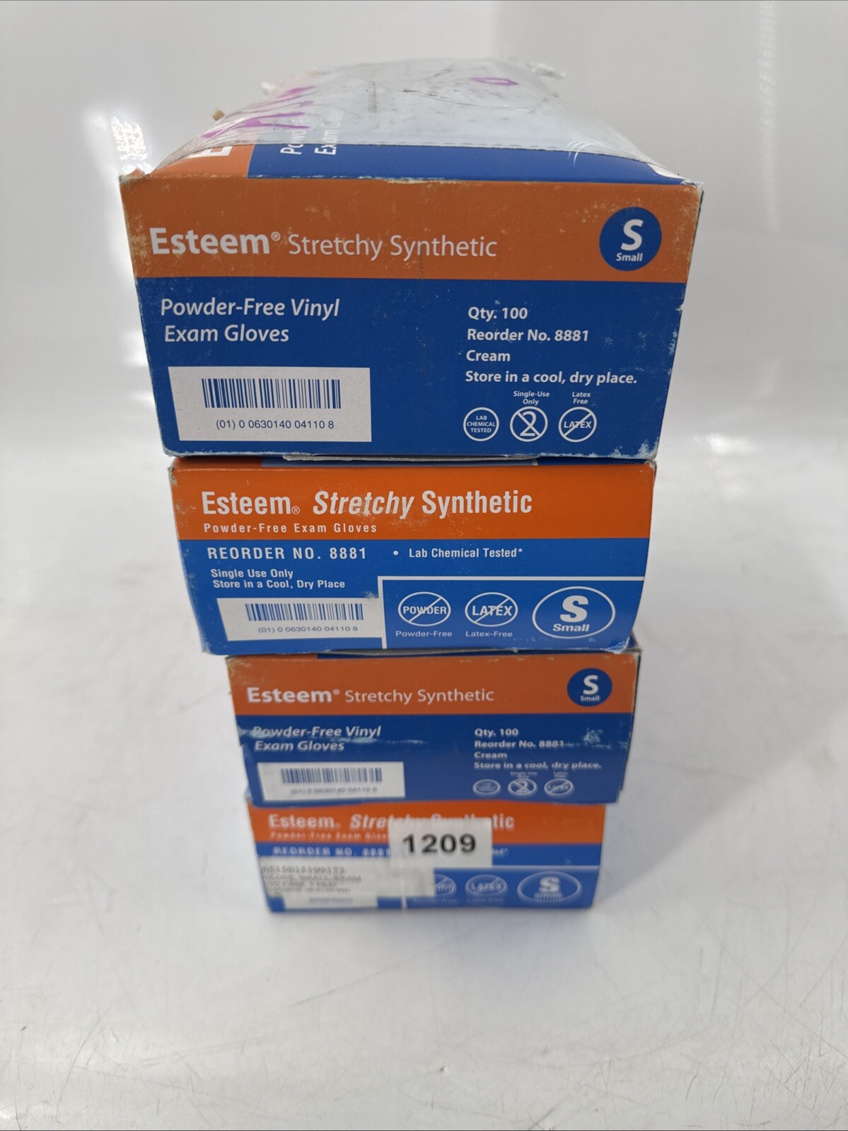 Lot of 4 Esteem Stretchy Synthetic Vinyl Examination Gloves, 100PK EB-17064