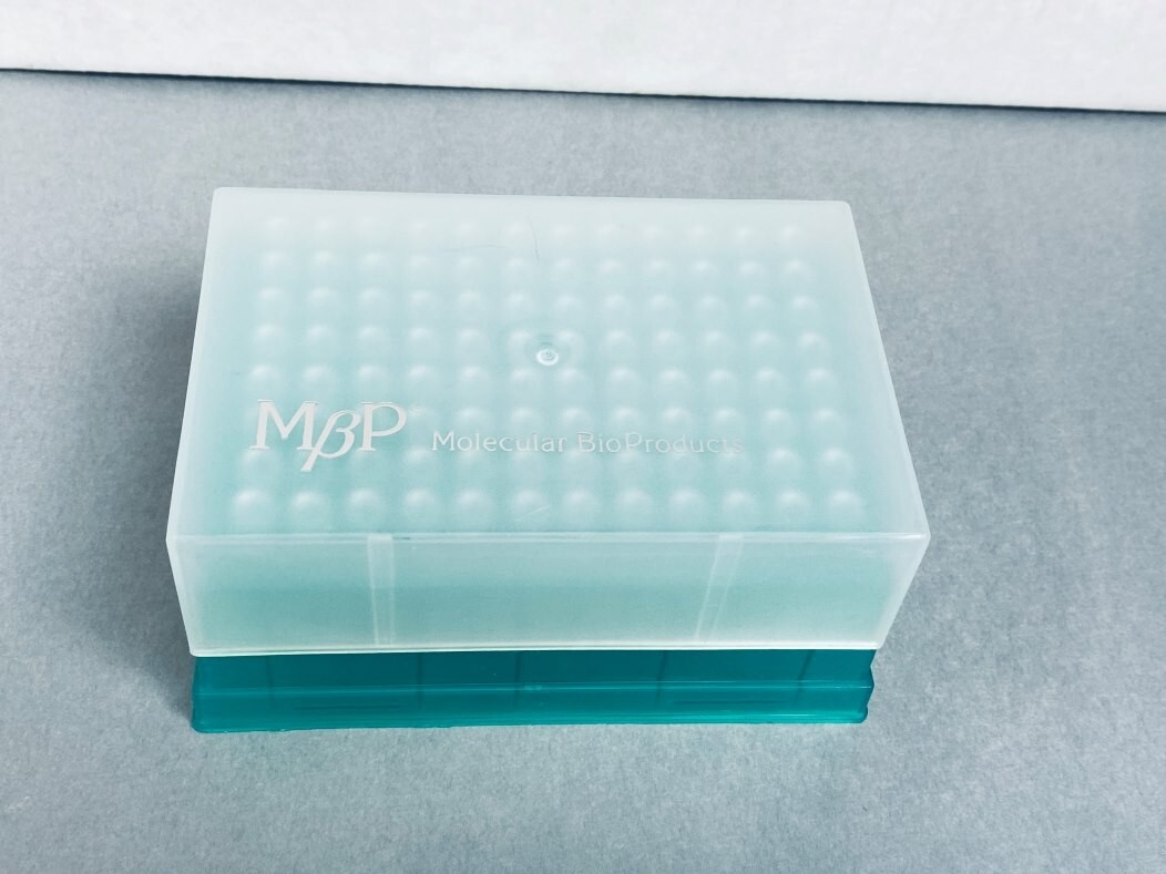 Molecular Bioproducts Pipette Tips 20 ul 20 Racks with 96 Tips Each
