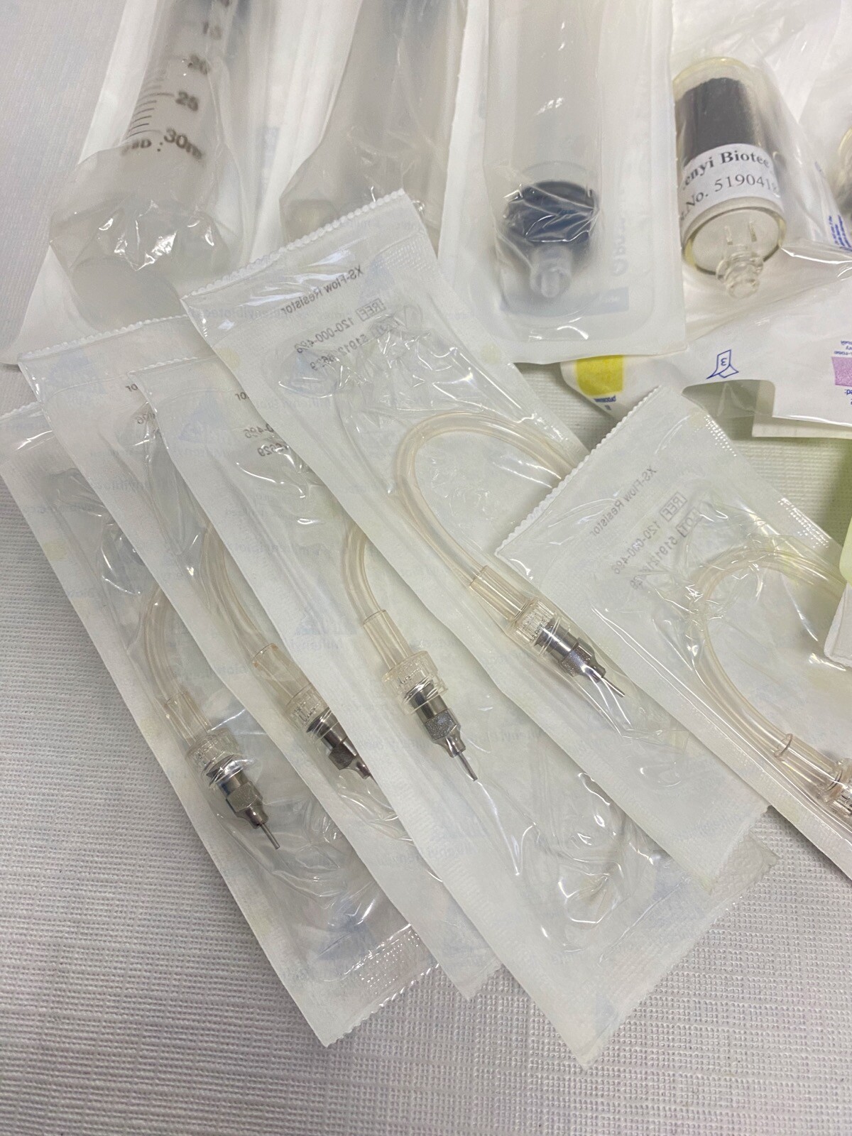 MILTENYI BIOTEC MACS XS Column Flow Resistor 3-Way Stopcock Syringe Pre-S Filter
