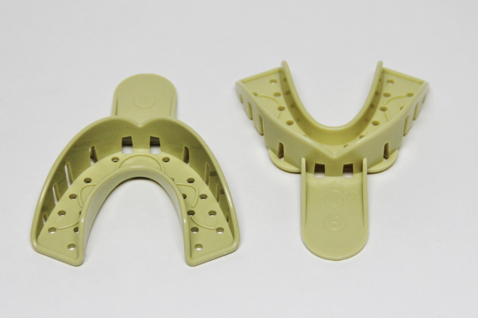Dental Plastic Impression Trays Perforated Autoclavable Lower Small LS #6 12 Pcs