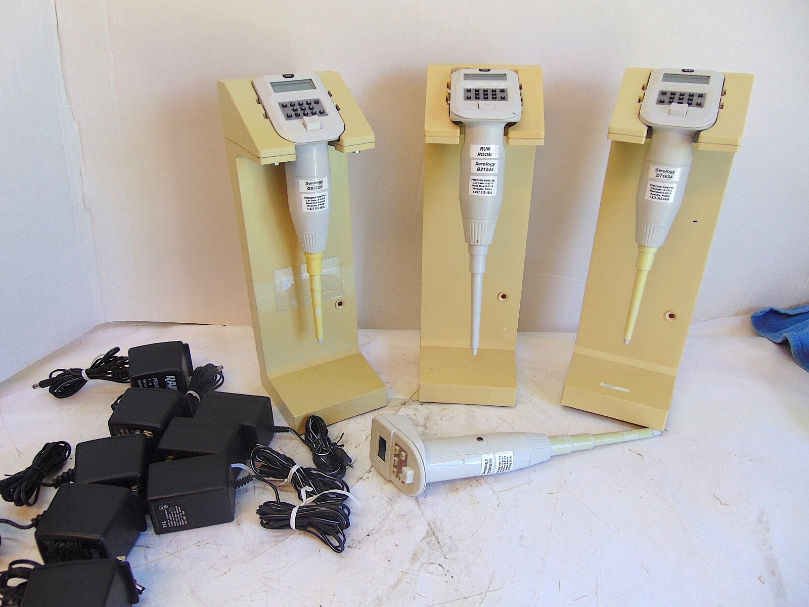Lot Of 4 Rainin Pipettes (3)EDP & (1) EDP2 With 3 EDP Rapid Chargers S5064z