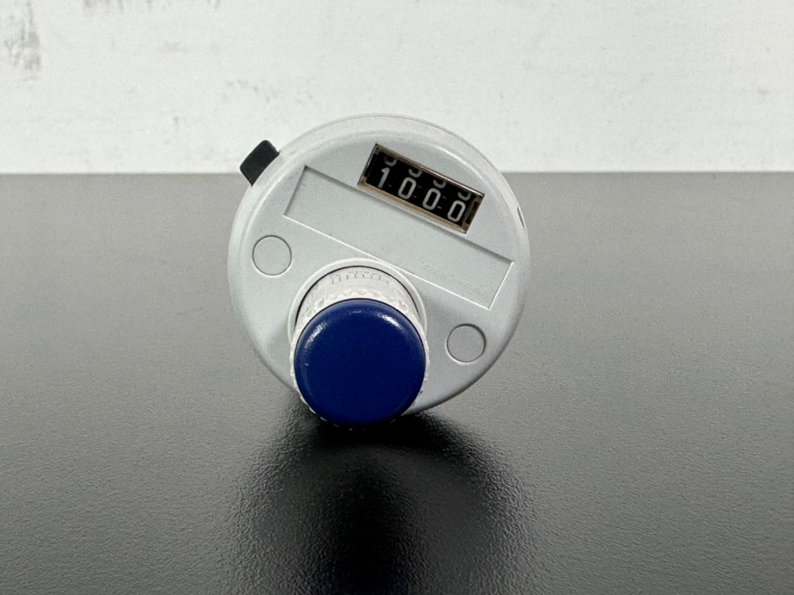 Eppendorf Reference Adjustable Micropipette 100-1000uL Pipettor