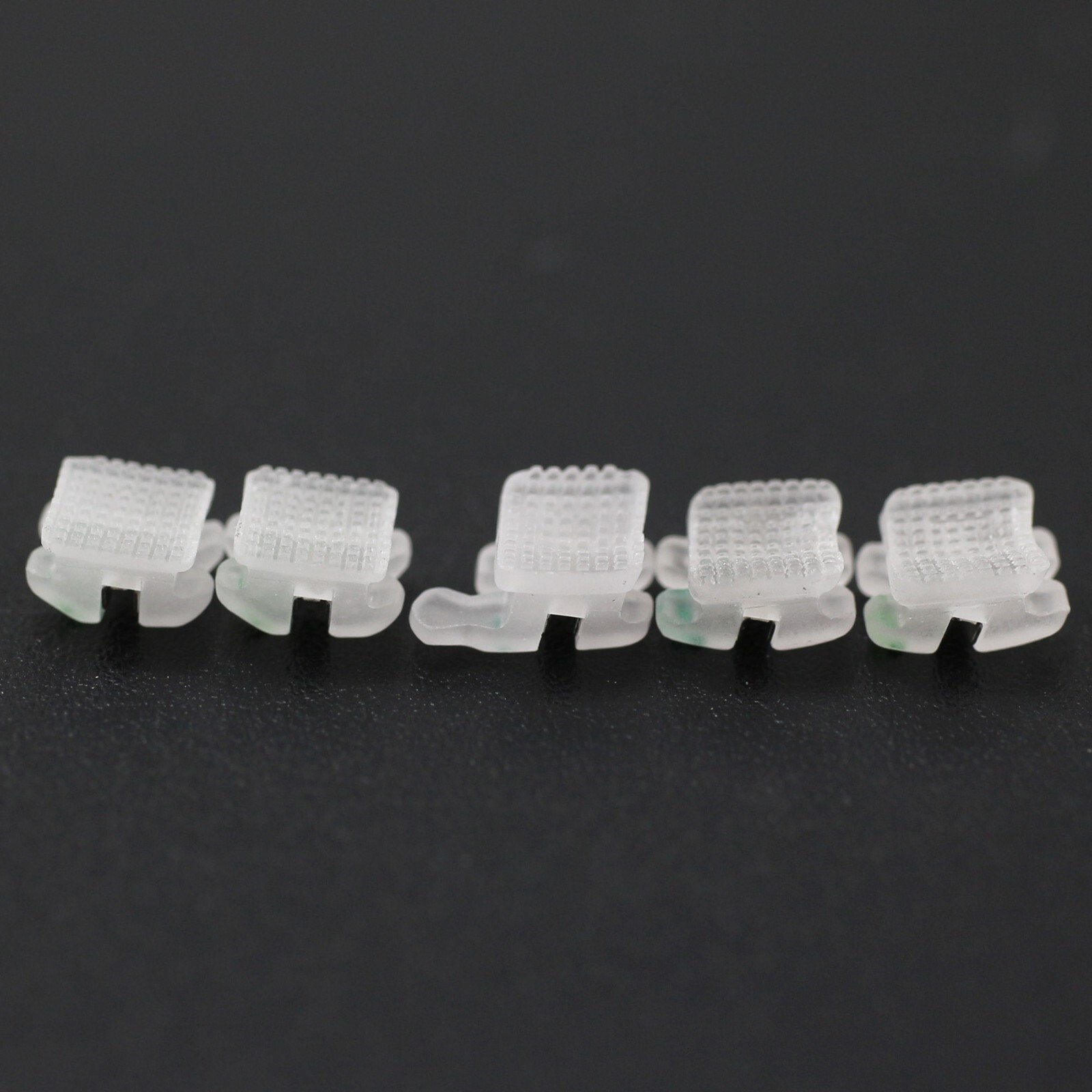 Dental Orthodontic Ceramic Brackets Metal Slot Roth MBT 022 018 3W/H 3M Clarity