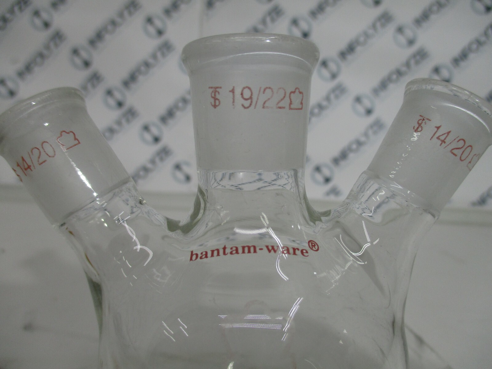 Bantam-Ware 3-Neck, 100ml, 14/20,19/22 Round Bottom Flask