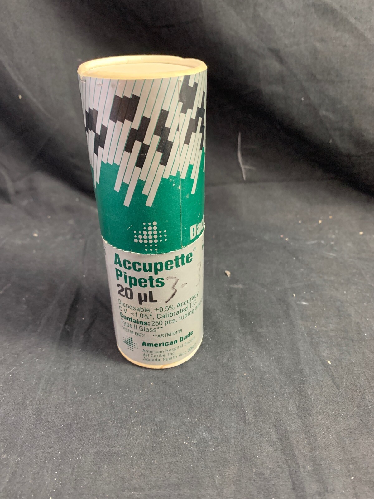 DADE DIAGNOSTICS INC. Glass 20µl Black Accupette Pipettes Appox. 200