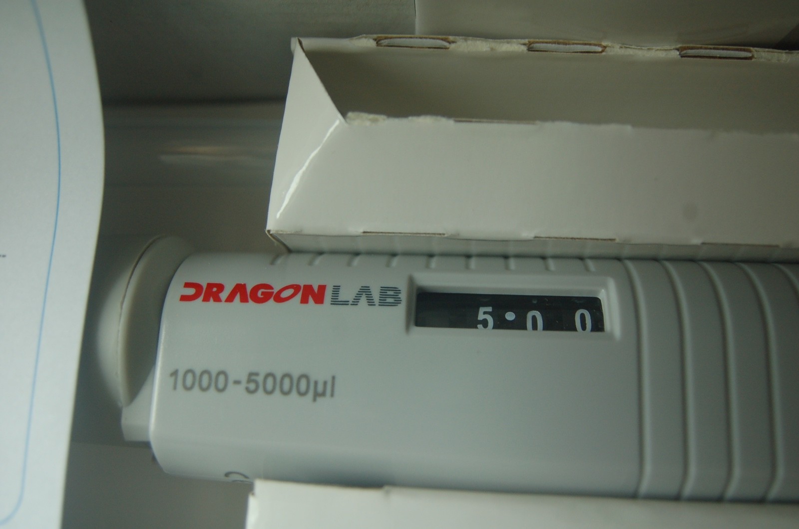 121°C Autoclavable Digital Micro Pipette, Single Channel Adjustable 1000-5000 uL
