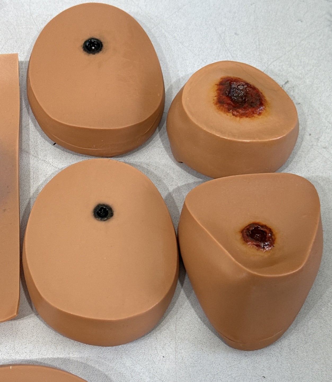 Traumatic Wound Simulation Set Of 14 For Education Medical Plastics Laboratory