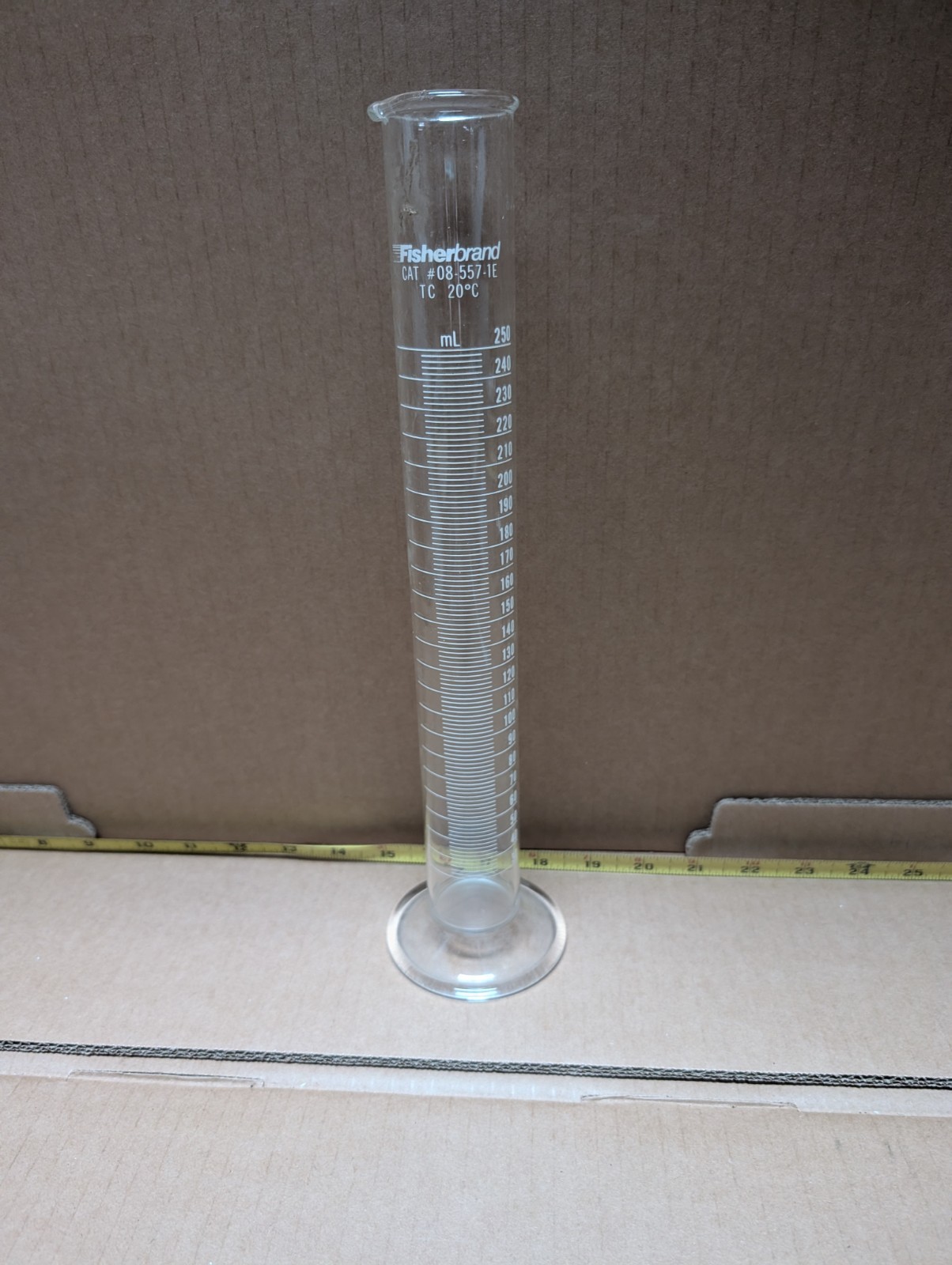Fisherbrand Glass Graduated Cylinder 250 ml. Cat #08-557 1F TC 20 C