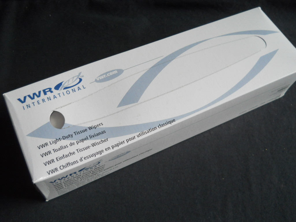 Box of (140) VWR 14″ x 16.7″ White Light-Duty Tissue Wipers, 82003-822