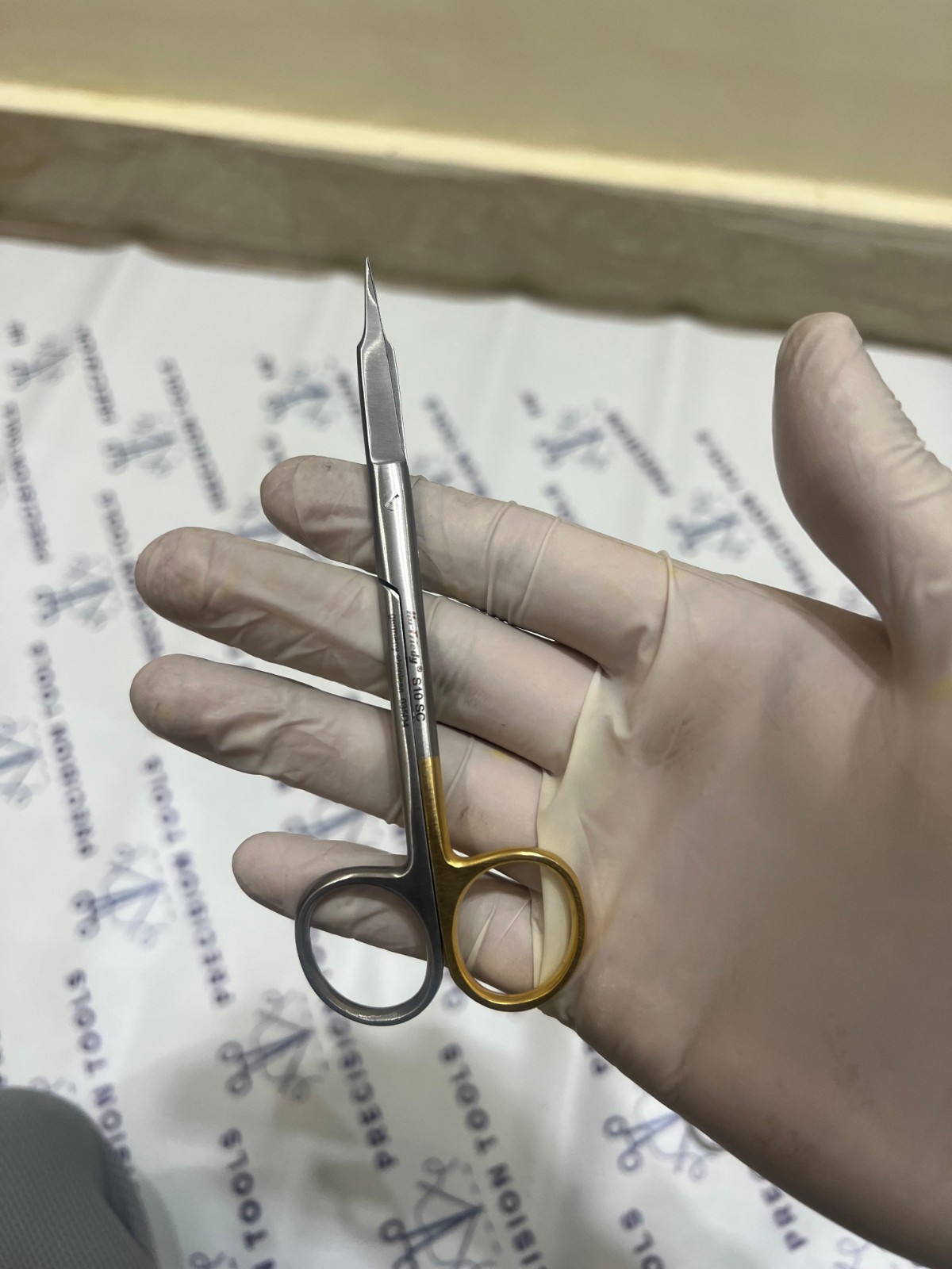 Hu Friedy Double Curved Super Cut Scissor S10SC Lot Of 4X