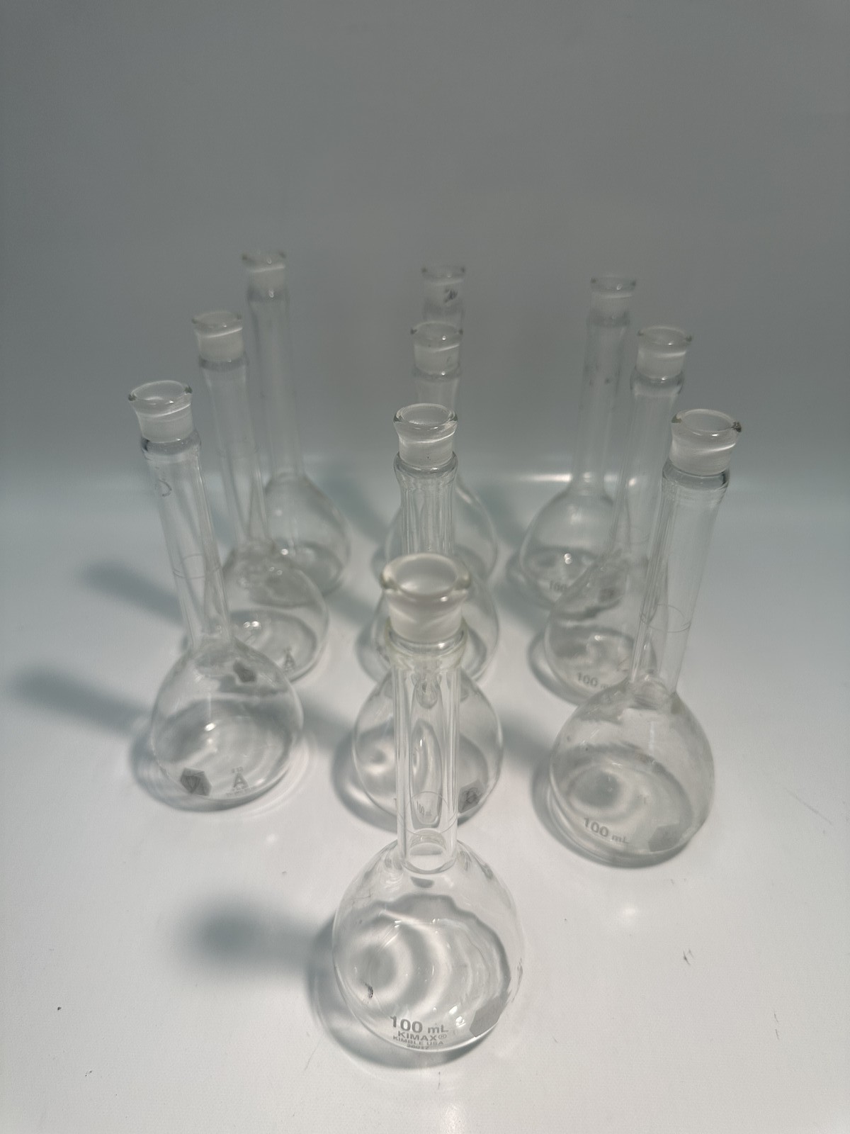 100 mL Class A Volumetric Flasks USED Good Condition – Lot of 10